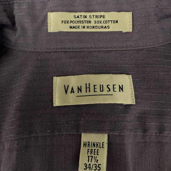 Van Heusen Shirt Mens 17 1/2 34/35 Satin Stripe Button Up Purple Long Sleeve EUC - Picture 7 of 7